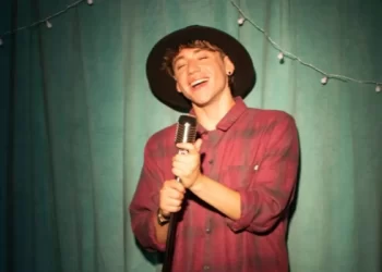 Eugenio Mazzinghi / Cortesía de: Buena Productora / Warner Music Latina