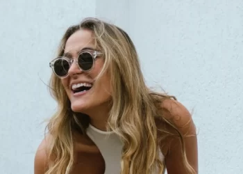 Conheça Sophia Stedile, aposta da Alma Music pra 2022