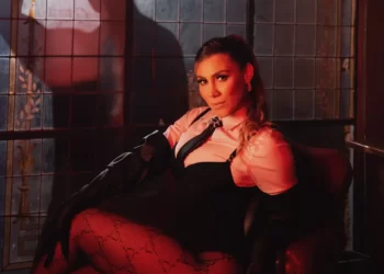 MABBI fala sobre “Câmera Lenta” e  planos para o futuro