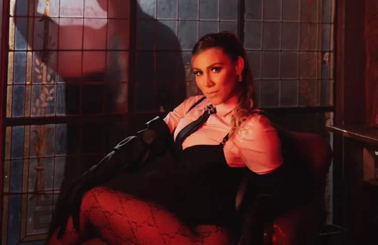 MABBI fala sobre “Câmera Lenta” e  planos para o futuro