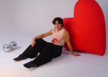 Lucas Pretti lança versão acústica de “Viciado em Você”, seu mais recente single