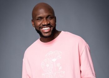 Cantor e compositor Hector Marks anuncia seus primeiros shows na Europa para as próximas semanas