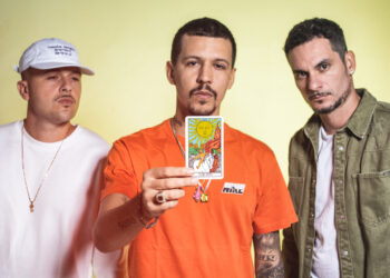 Depois de dois anos, trio de rap 3030 lança novo álbum “Arcano 19”