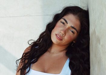 Atriz e roteirista Gabi Lemos fala sobre o sucesso da webserie “Stupid Wife” e carreira