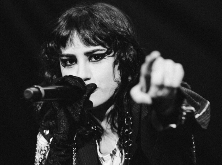 Day Limns lança três singles acústicos no projeto Apple Music Home Sessions Brasil