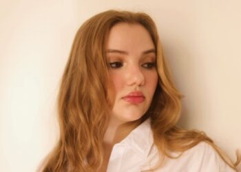 Amanda Birchal lança mais um single pela Alma Music