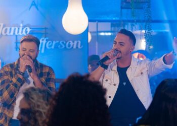 Jânio & Jefferson lançam “Aplaudindo com o Chifre”