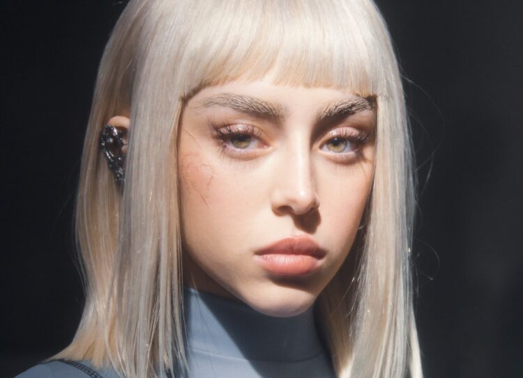 “Frío”: Nicki Nicole lança single e videoclipe