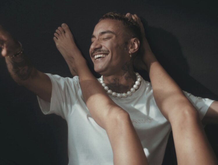 “Bela Vista”: Nizz lança canção que inspirou conceito de EP