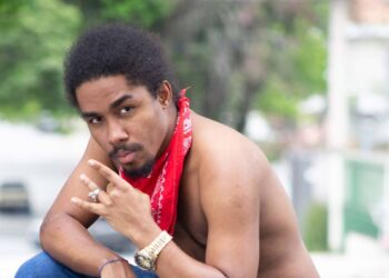 Maximo mXm comemora a Copa com homenagem ao povo brasileiro no single “Joga!”