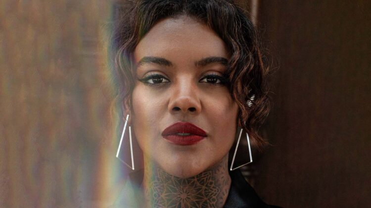 Catarinense Ammora Alves passa a integrar casting da Alma Music