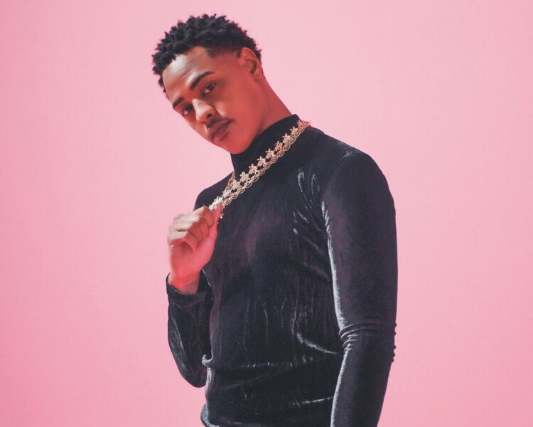 TZ da Coronel lança single com pegada romântica, “Se Você For Embora”