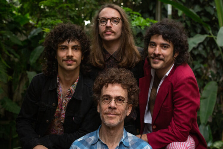 Nando Reis convida Colomy para nova versão de “Pra Você Guardei o Amor”