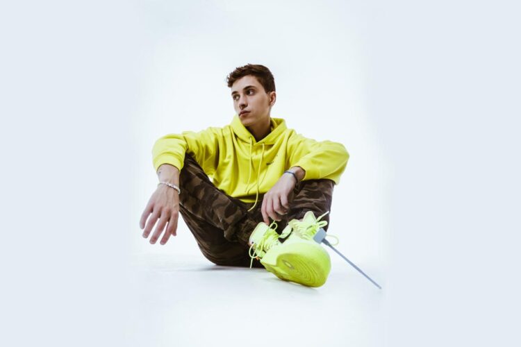 ‘Don’t Say Goodbye’ é o mais novo lançamento do projeto promissor Dalla