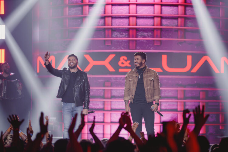 Max & Luan lançam músicas do projeto “Híbrido, Ao Vivo em Goiânia”