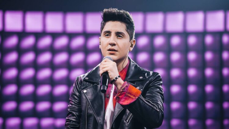 Hugo Henrique lança segundo EP do DVD “Virada de Chave”