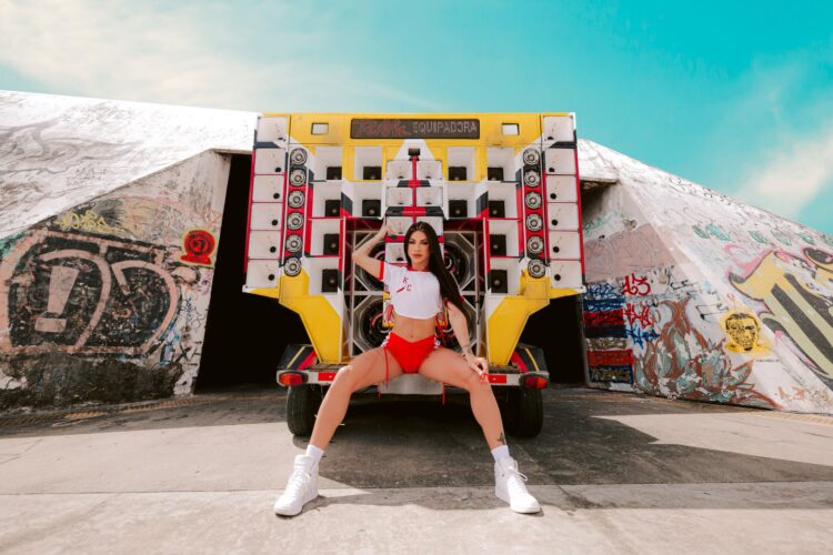 Kaya Conky lança “LUZ ACESA”, primeiro single de seu novo álbum