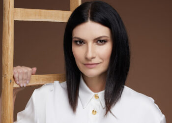 Laura Pausini comemora 30 anos de carreira com shows em três países diferentes num intervalo de 24 horas