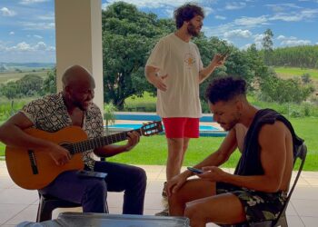 Hector Marks participa de camping de composição e anuncia novo EP, álbum e DVD ao vivo