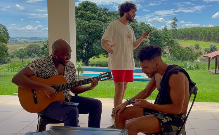 Hector Marks participa de camping de composição e anuncia novo EP, álbum e DVD ao vivo