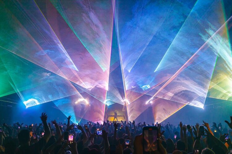 Alok Infinite Experience: DJ vai rodar com o seu projeto experimental pelo Brasil e o mundo