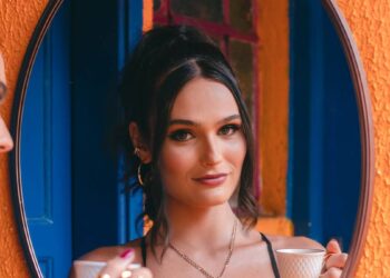 Bia Gullo lança “Cafezinho”, seu novo single