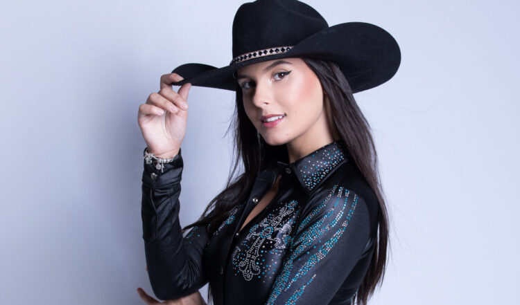 Ana Castela, destaque no sertanejo, fará grande noite no Villa Country