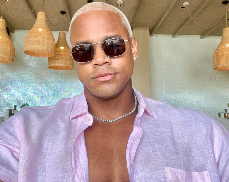 Leo Santana publica manifesto e ‘veste a camisa’ para anunciar a chegada do novo EP, ‘Another One’