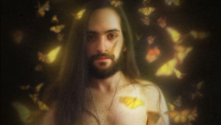 Com produção própria, Bastoos lança versão acústica de “The Emperor”