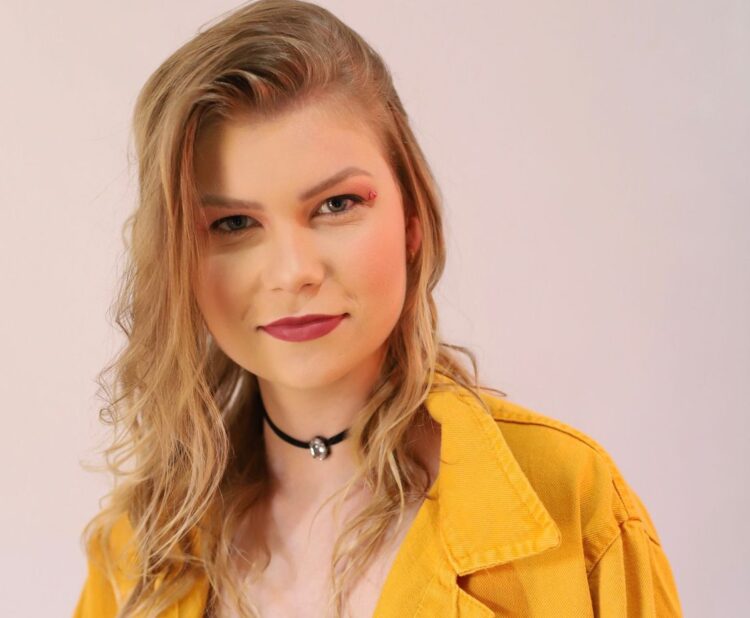 “Já deu Certo”: Vicka divulga novo single com clipe nesta semana