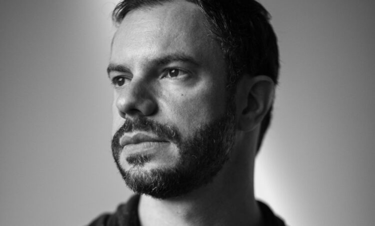 Cello lança “De Ponta A Ponta”, seu novo single