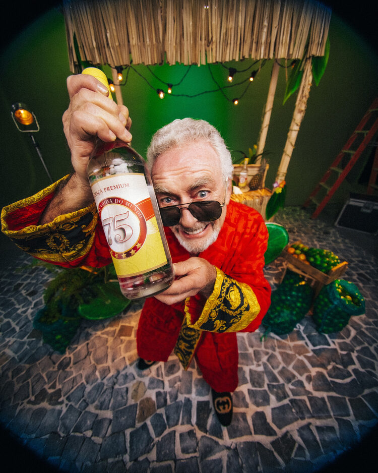 Gringo do Funk lança single de estreia: “Caipirinha”