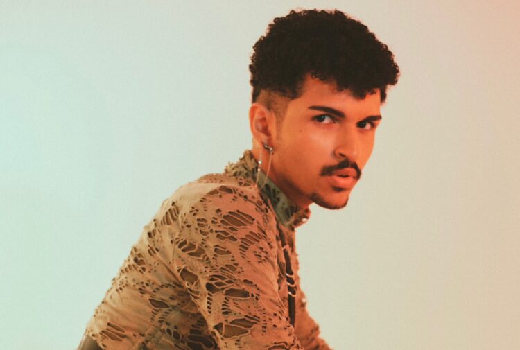 DeLuca lança hoje (13), o clipe de “VACILOU”