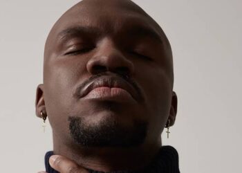 Hector Marks canta sobre o fim de um relacionamento na romântica “10x”