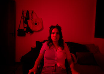 Curta-metragem “O Seguidor” revela os desafios emocionais de uma influenciadora digital e terá exibição exclusiva no MIS, em São Paulo