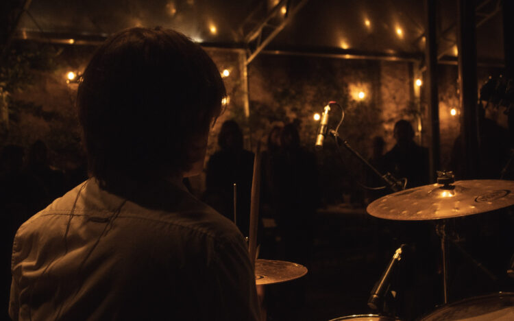 Duo Curry & Blankets fala sobre show de lançamento e o novo EP “Dilemma”