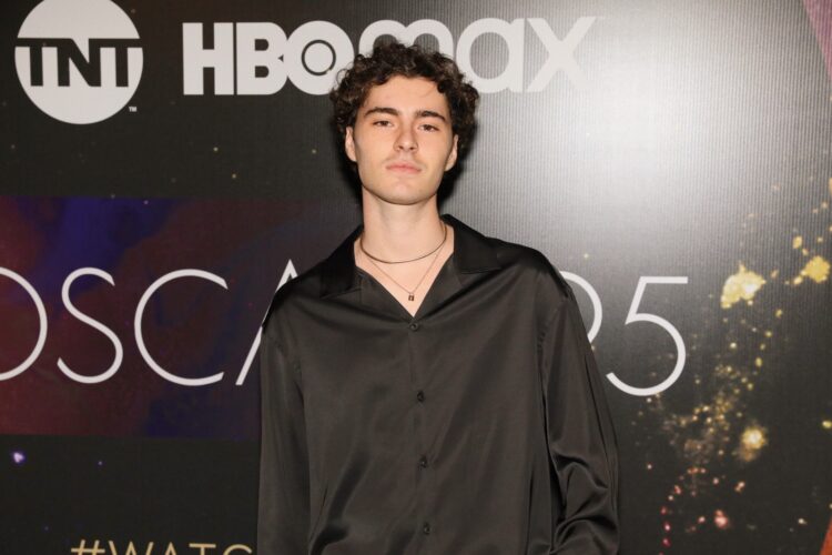 Gabriel Coppola integra elenco da nova série da HBO Max, “Além do Guarda-Roupa”