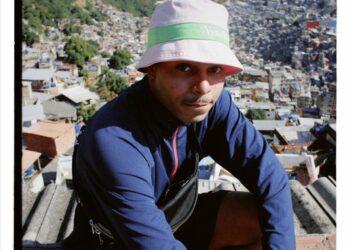 Enzo Bala inova na música com elementos do afrobeat em “Lili Cantou”