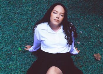 Fernanda Hofmann traz memórias afetivas em seu mais novo single “Douro” 