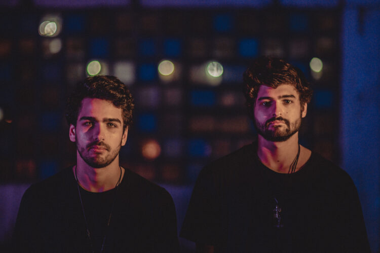 Cat Dealers lança remix de “Jacaré”, hit do duo Sofi Tukker