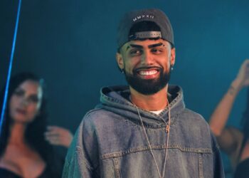 Fenômeno latino, Jay Wheeler lança remix trap de “Pacto”