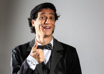 Pepe Jardim e Claudio Carneiro estreiam o espetáculo Just Clowns no Mundo do Circo em São Paulo