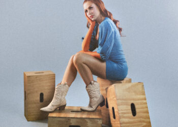 Sofia Gayoso mistura MPB com música latino-americana em “Só Minha”.