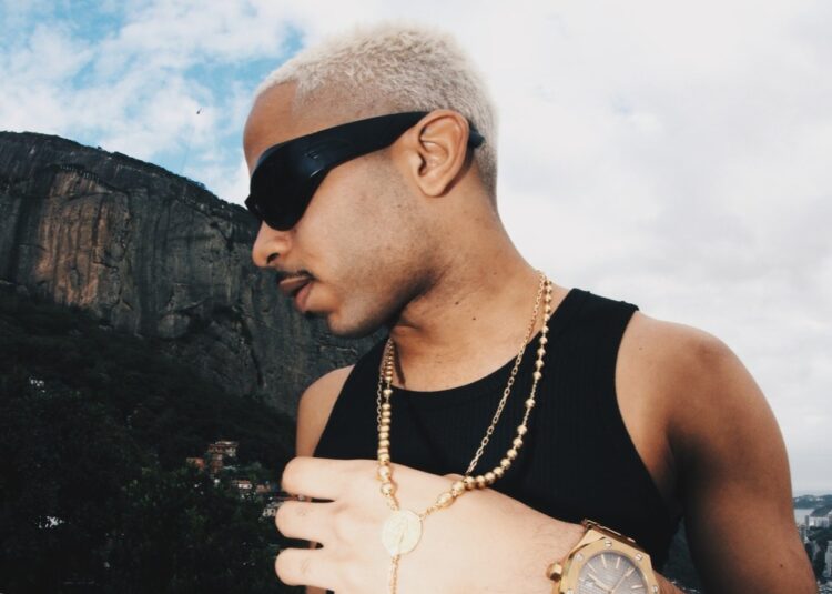 Enzo Bala se junta a Kiaz e Azevedo na inédita “Suíte 45”