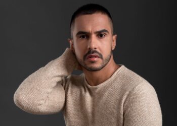 Rodrigo Tardelli estreia na música com o lançamento de “Não Posso Existir”, música tema da série “Entre Nós”