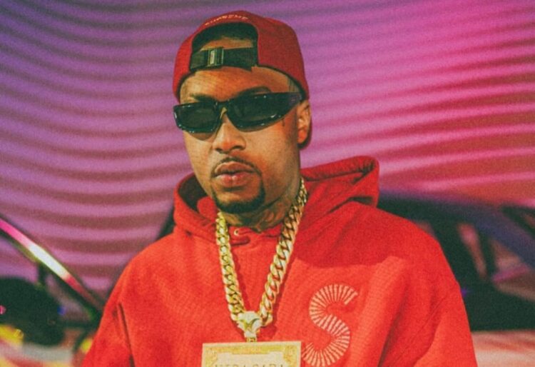 Rapper brasileiro Orochi anuncia lançamento de seu novo álbum “Vida Cara” e de e-commerce com produtos exclusivos