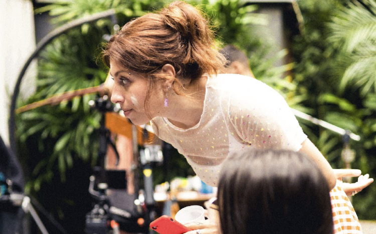 Agatha fala sobre processo criativo dos clipes de seu primeiro álbum “passatempo”