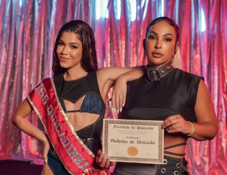 Valesca Popozuda “passa o bastão” para Tília no clipe de “Aulinha de Quicada”