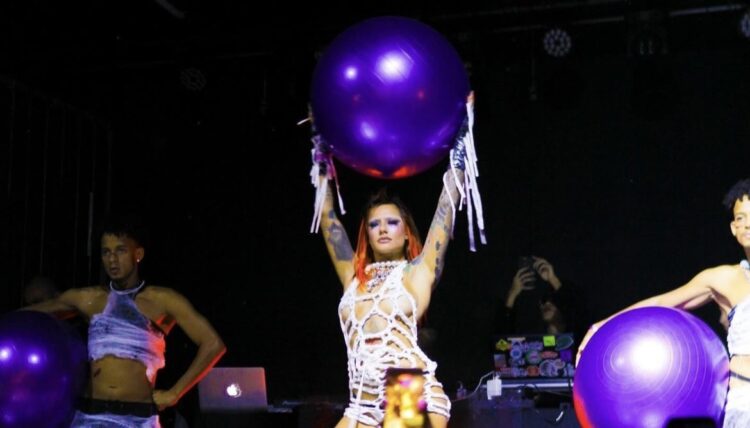 Luanna apresenta ‘Lado B’ em novo show com vogue dance e performances memoráveis