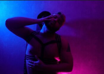 Izack Under estreia clipe de sua nova música “Switch”